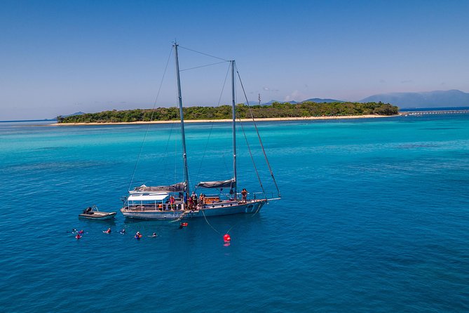 Ocean Free 25 guest Great Barrier Reef & visit Green Island Tour - Cairns morning: where the day starts and what you’ll do first