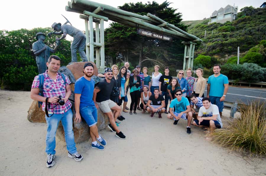 Oceans to Mountains Explorer: 3-Day Great Ocean Road Tour - Day 2: Tower Hill extinct volcano wildlife to Pinnacle lookout and Halls Gap BBQ