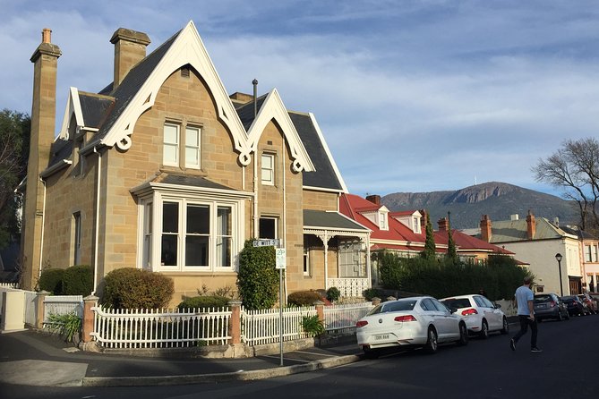 Old Hobart Pub Walking Tour - Pub entrances and why you might see two or three stops