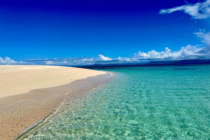 Outer Reef Mackay Cay Sail & Snorkel Adventure from Port Douglas - Reef time plus a coral cay break