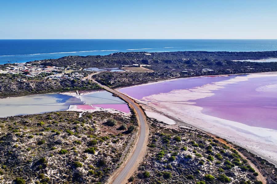 Perth: 7 Day Exmouth Explorer & Ningaloo Reef Return Perth - The Drive Home Through Carnarvon, Geraldton, and HMAS Sydney Memorial