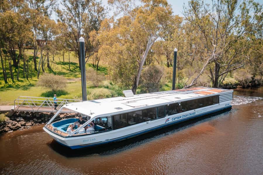 Perth: Full Day Swan Valley Cruise & Wine Tasting With Lunch - Lunch on the boat: shared platters with wine