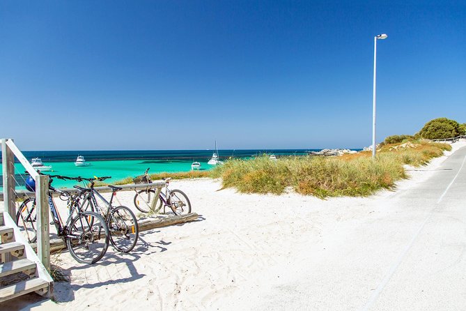 Perth to Rottnest Island Roundtrip Ferry Ticket - Captain Commentary and Onboard Comfort: The Small Stuff That Helps