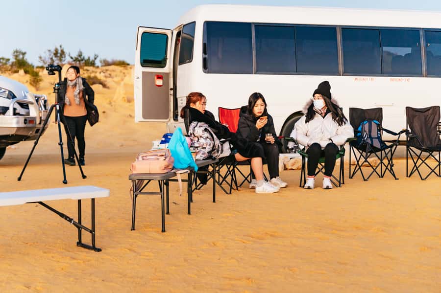 Pinnacles Desert: Sunset BBQ & Stargazing Tour +Sandboarding - Logistics That Affect Your Day: Long Hours, No Luggage, and Limited Mobility Fit