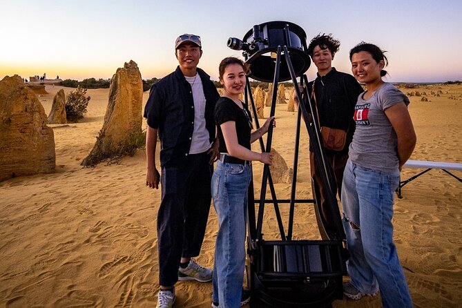 Pinnacles Desert Sunset Dinner and Stargazing Tour - Sunset at the Pinnacles, then the Sky Actually Shows Up