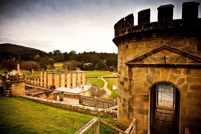 Port Arthur and Tasman Sights with Harbour Cruise - Scenic stops that break up the drive
