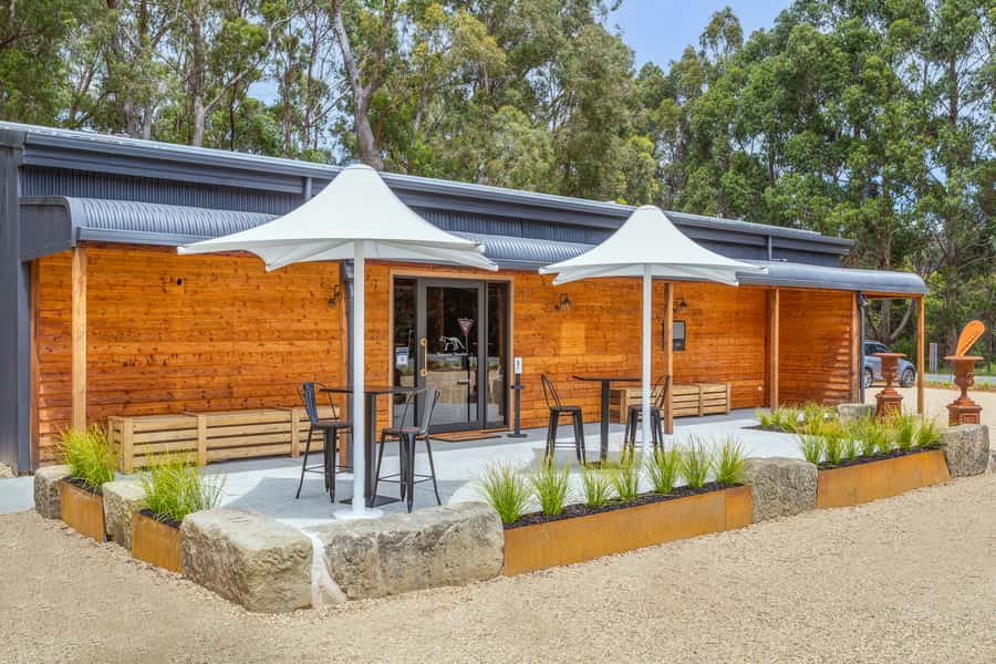 Port Arthur Shuttle and Tasman Sights Tour - Chocolate at the Tasmanian Chocolate Foundry, and why it works mid-day