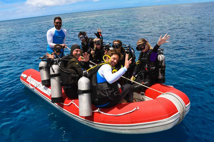Port Douglas: Outer Barrier Reef Snorkel and Dive Options - Quick look at Calypso Snorkel and Dive from Port Douglas