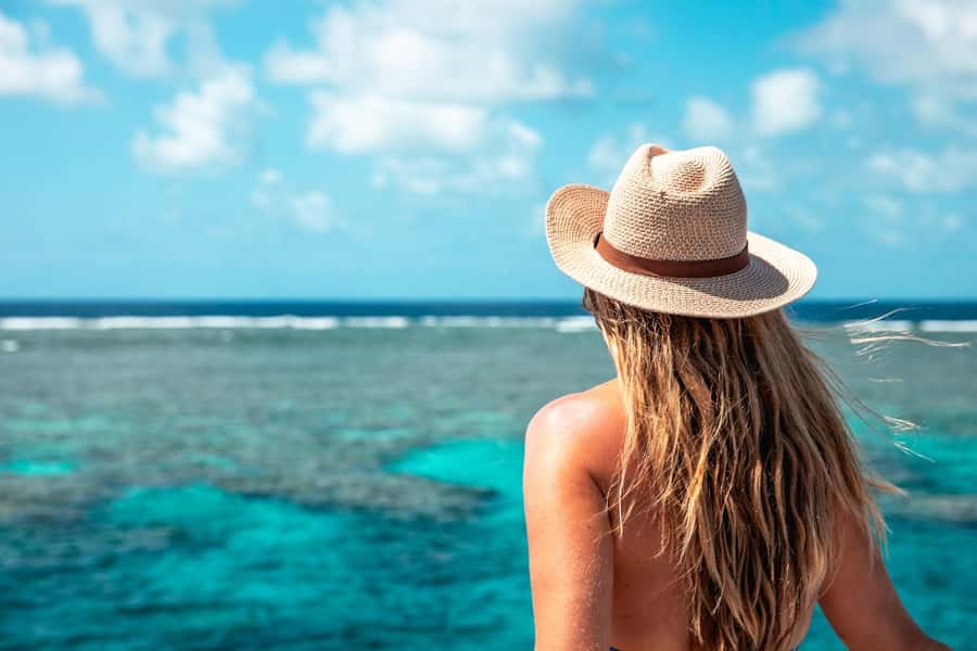Port Douglas: Outer Barrier Reef Snorkel and Dive Options - Third reef stop, afternoon tea, and the ride back to Port Douglas