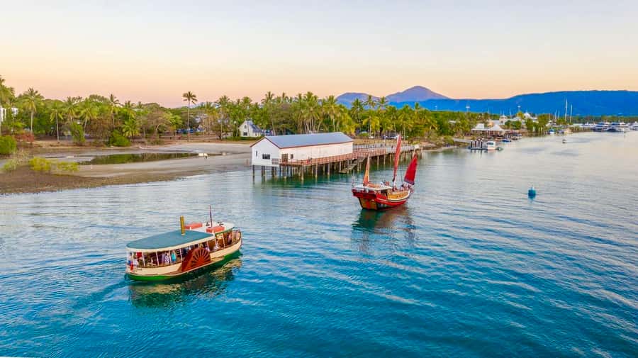 Port Douglas: River Cruise, Crocodile Spotting, Drink/ Snack - Getting on board Lady Douglas: where the trip starts