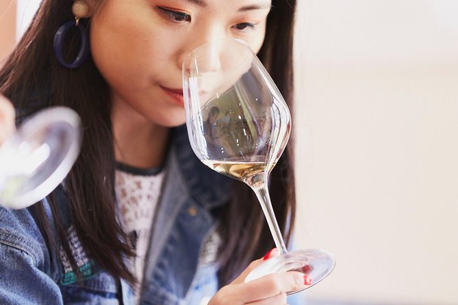 Premium Full Day Tour - Vasse Felix Lunch With Vineyard Views and the Vault Walk