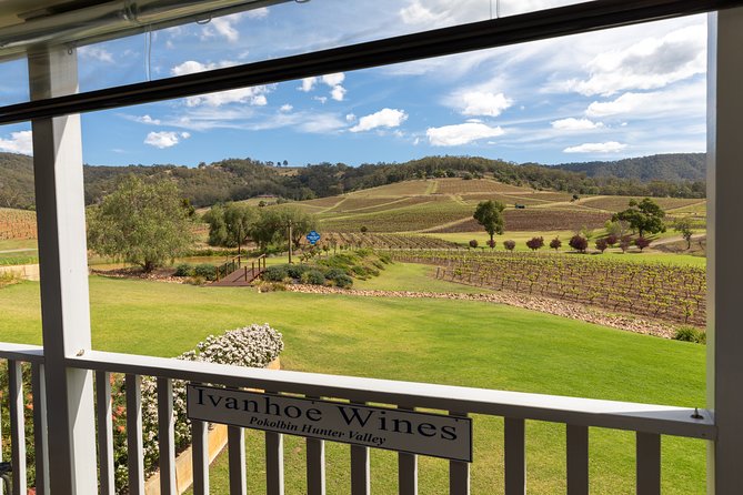 Private full-day wine tour in the Hunter Valley - Clive the guide: how a local changes your wine day