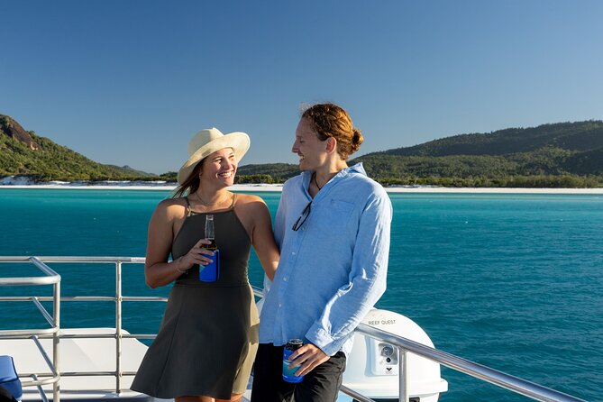 Purely Whitehaven: Full day tour to Whitehaven Beach - Onboard food and comfort: why the meal plan matters
