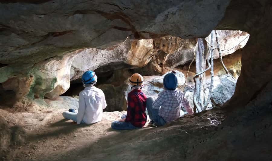 Queensland: 90 Minute Capricorn Caves Explorer Tour - Deep Vault Cave: cathedral-like ambience and backlit walls