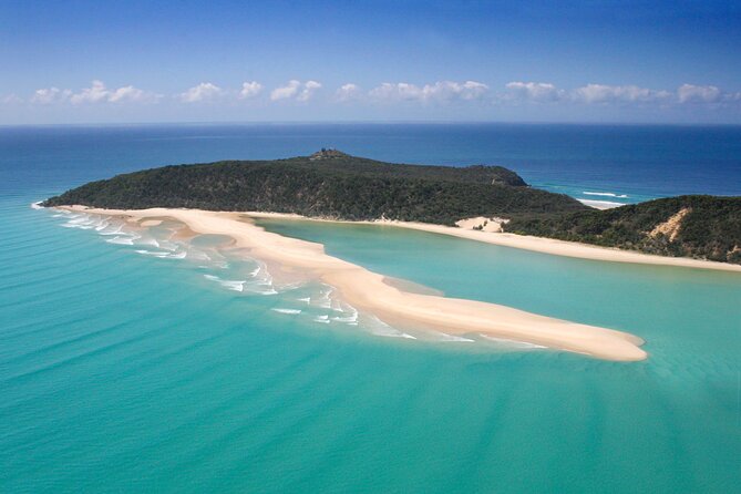 Rainbow Beach: Dolphin & Wildlife Ocean Kayak & Beach 4WD Tour - Rainbow Beach Dolphin Kayak Starts With the 4WD Ride Over Coloured Sands