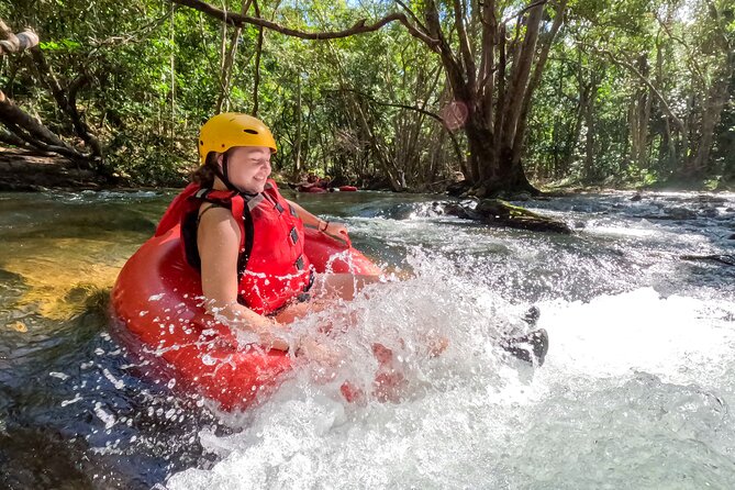 Rainforest River Tubing from Cairns - Getting In and Out of the Tube: Easy for Some, Hard for Others