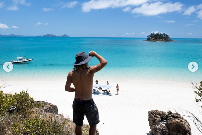 Rayglass Protector - Standard Private Charter - Whitsundays - Snorkeling gear and captain-led spotting: making the water time count