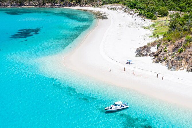 Rayglass Protector - Standard Private Charter - Whitsundays - Hook Island and South Molle: the quieter rhythm after the headline stops
