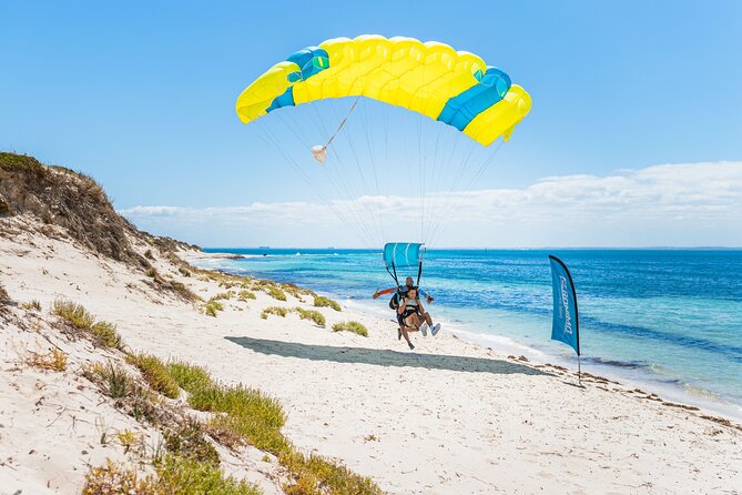 Rottnest Island Grand Tour Including Lunch and Historical Train Ride - Cathedral Rocks and Cape Vlamingh: where the photo stops actually pay off
