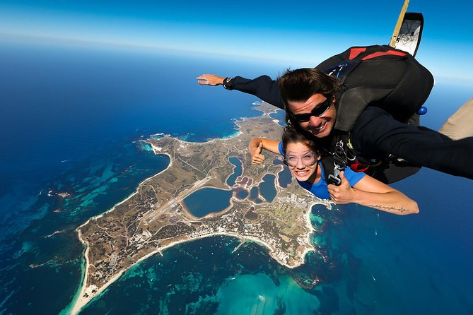 Rottnest Island: Tandem Skydive - Getting There: The 15-Minute Walk and Why Ferry Planning Matters