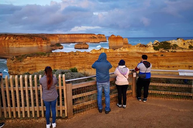 Small-Group Great Ocean Road Day Trip from Melbourne - Loch Ard Gorge: the story side of the same coastline