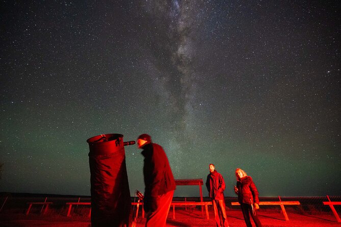 Small-Group River Murray Dark Sky and Sunset Tour with Dinner - Younghusband river boat cruise: cliffs, birds, and a relaxed pace