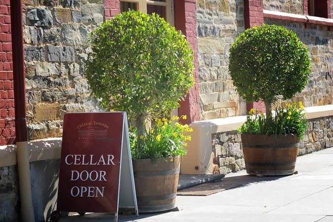 Small Tour Barossa Valley Voyager Tour from Adelaide - Barossa Valley From Adelaide: How This Tour Keeps It Simple