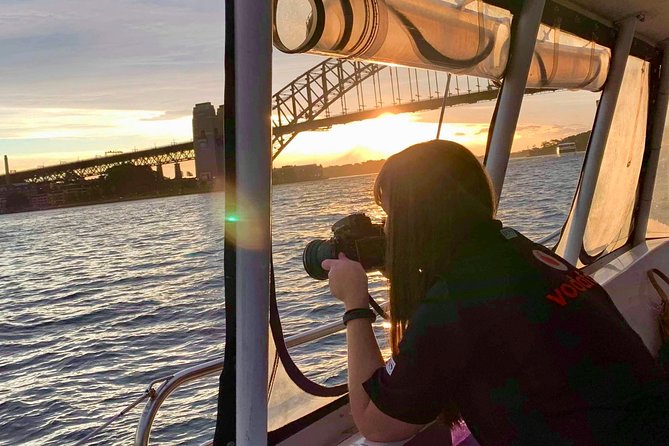 Sunset and Sparkle Sydney Harbour Cruise - A 1-hour Sydney Harbour cruise that feels perfectly timed