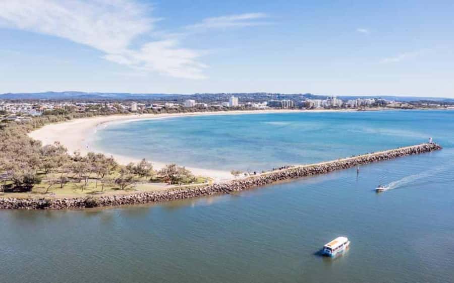 Sunshine Coast: 1-Hour Land and Water Tour - What to bring so the hour feels easy
