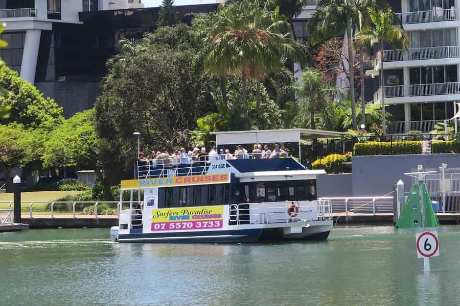 Surfers Paradise: Sightseeing Midday River and Canal Cruise - First Look: Meeting at Cavill Ave and Hopping Onto the Nerang River