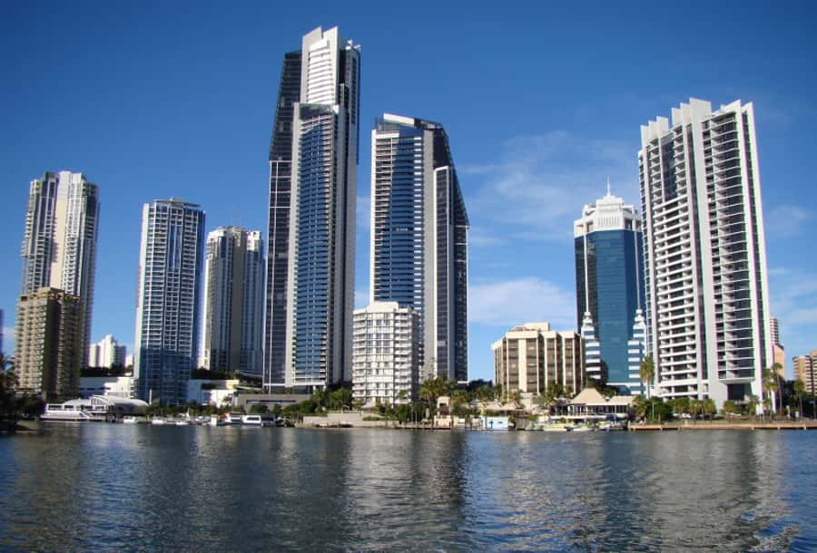 Surfers Paradise: Sightseeing Midday River and Canal Cruise - Surfers Paradise from the Water: Canals, Yachts, and Dolphin Chances