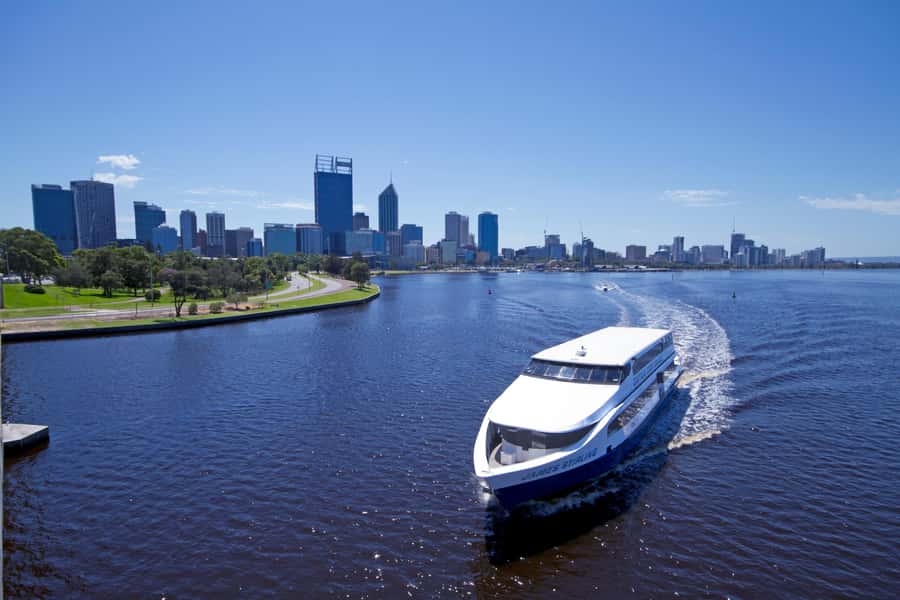 Swan River: Round-Trip Cruise from Perth or Fremantle - Kings Park views, yacht club angles, and the river home line