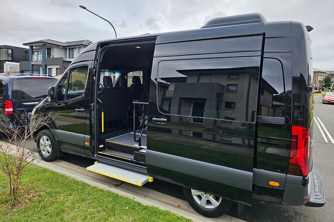 Sydney Airport Private Luxury Transfers - Meet-and-greet setup: where you connect with the driver