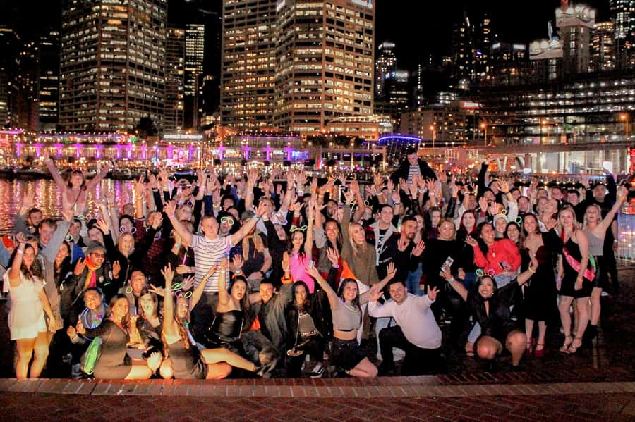 Sydney: Big Night Out Pub Crawl with Local Party Hosts - Big Night Out Pub Crawl, Sydney style: how the night is paced