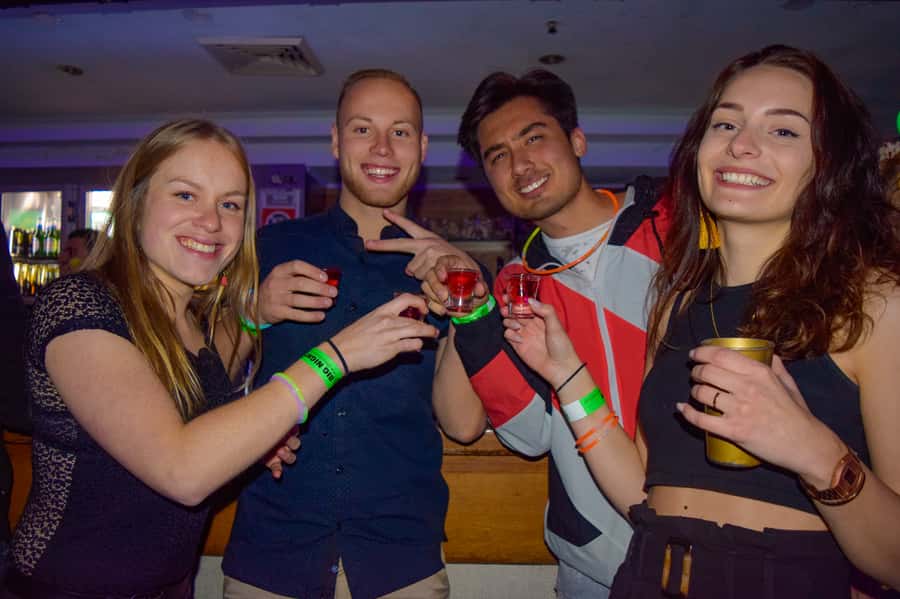 Sydney: Big Night Out Pub Crawl with Local Party Hosts - Side Bar finale: end the night with a clear sense of direction