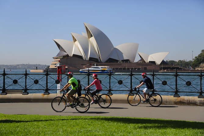 Sydney Bike Tours - Bonza Bike Tours to The Rocks: starting with old Sydney