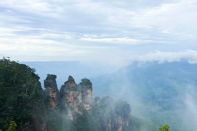 Sydney Blue Mountains Day Tour with Wildlife Park and Waterfalls - The Three Sisters: iconic photo stop plus Indigenous stories