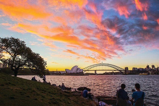Sydney City Highlights & Hidden Gems: Private or Small Group Tour - Kirribilli to Milsons Point: politics, stone, and skyline views