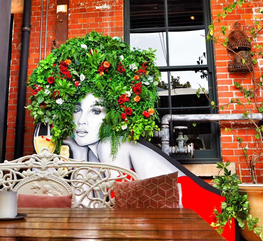 Sydney: Food Tour in Trendy Surry Hills with 8 Tastings - Fresh Sydney Rock Oysters to kick things off