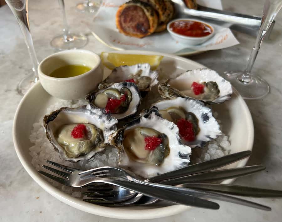 Sydney: Food Tour in Trendy Surry Hills with 8 Tastings - NSW wine tasting that fits a walking tour