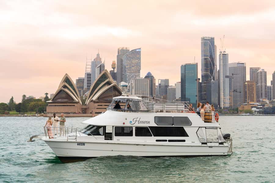 Sydney: Golden Glow Sunset Harbour Cruise with 1 Drink - Sunset Timing and Weather Reality Check