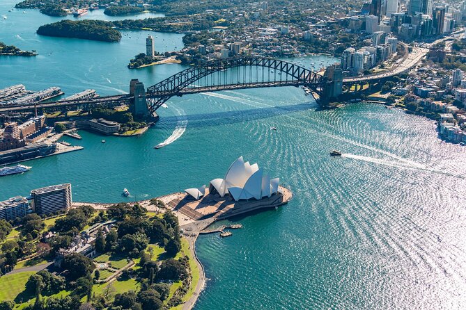 Sydney Grand Tour by Helicopter - The Beach Circuit: Bondi, Coogee, Curl Curl, and the Northern Beaches