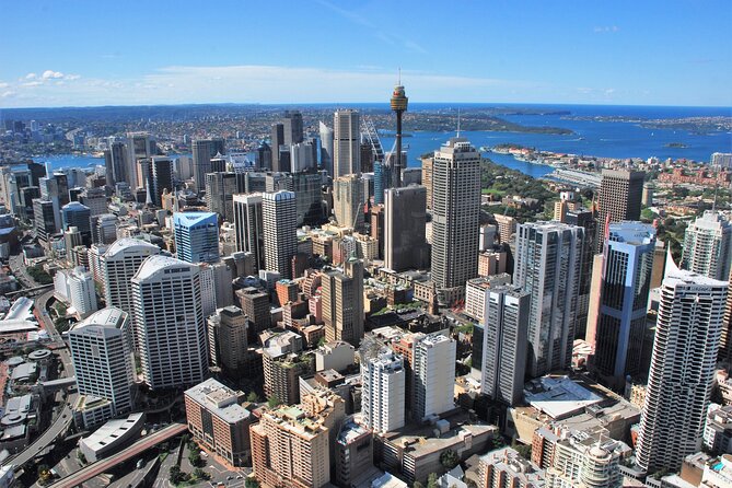 Sydney Grand Tour by Helicopter - Looping Back Over Sydney Harbour: Opera House, Bridge, and Beyond