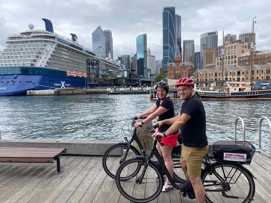 Sydney: Guided Harbour E-Bike Tour - Darlinghurst, the Domain, and the Sydney Observatory stop