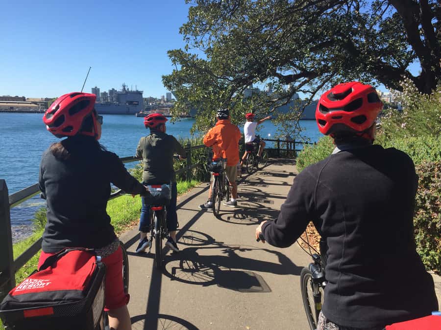 Sydney: Guided Harbour E-Bike Tour - Mrs Macquarie’s Chair and Mrs Macquarie’s Road: the Opera House viewpoint payoff