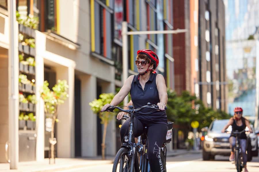 Sydney: Guided Harbour E-Bike Tour - Surry Hills back to Darlinghurst: how to finish without feeling rushed