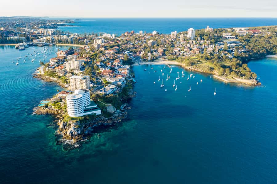 Sydney: Guided Kayak Tour of Manly Cove Beaches - Choosing a single or double kayak without overthinking it