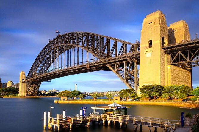 Sydney Half Day Highlights - Luxury Private Tour | Morning or Afternoon Avail - How the guides shape the experience (Scott, Julia, Julie, Nicholas)