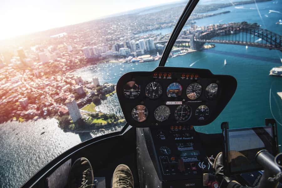 Sydney Harbour: 20 Minute Private Helicopter Flight for 2 - A 20-minute private helicopter over Sydney Harbour makes sense