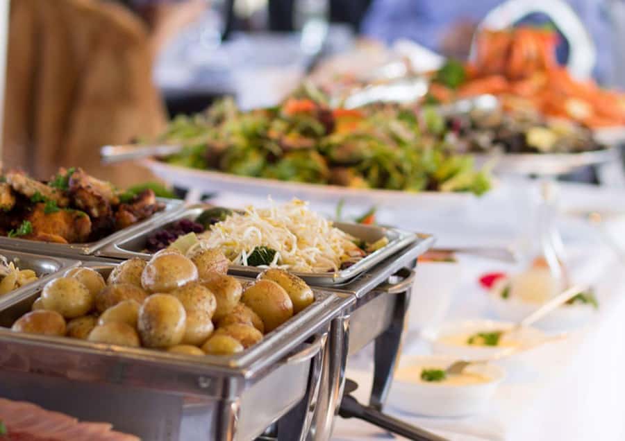 Sydney Harbour: 3-Hour Lunch Cruise with Live Music - King Street Wharf 9: getting on board without stress